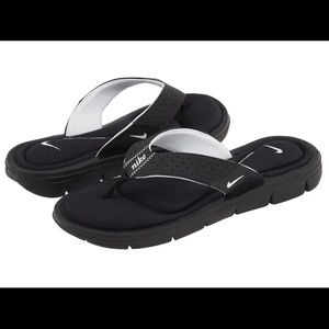 nike cushion sandals